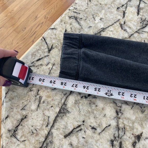 Lululemon Women’s Gray Joggers size 4 - Picture 8 of 10